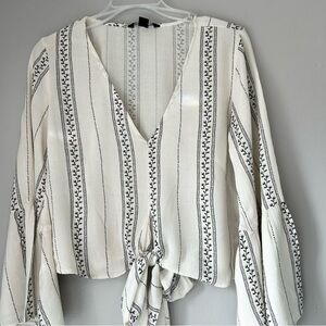 American Eagle Black & White Blouse Top